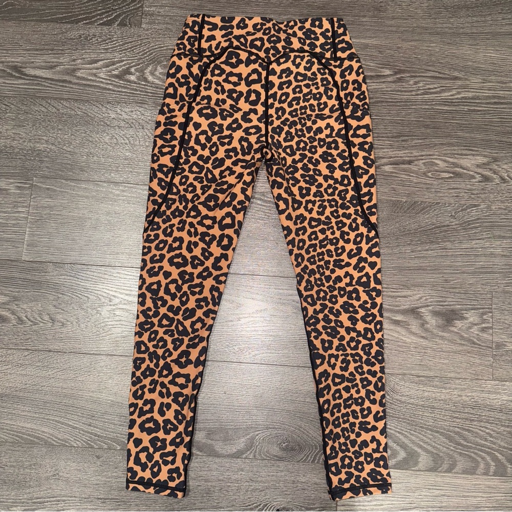 Cheetah Leggings Women’s Small‎ FITTIN Butt Lift Design 4 Pockets Hidden Pockets - Picture 3 of 8